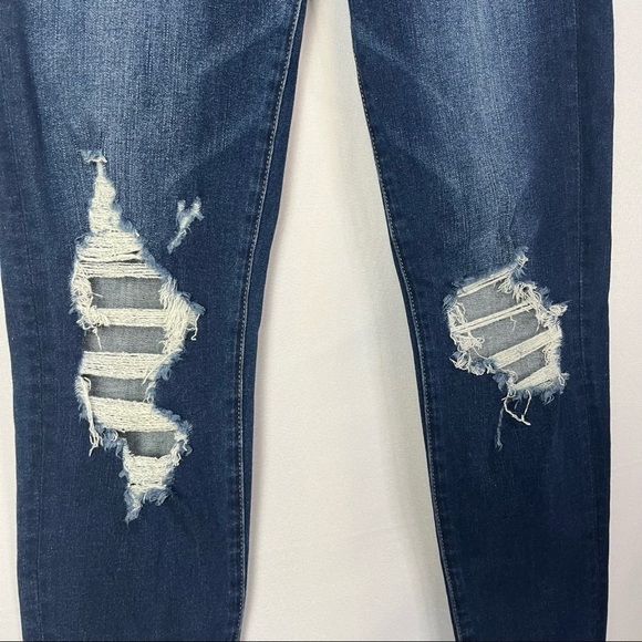 American Eagle AEO Dark Wash Distressed Knit Mid Rise Jeans 4 - Picture 4 of 5